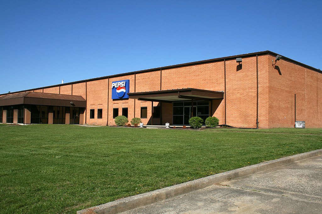 15 ‘70s Commercials So Offensive They’d Be Banned Today