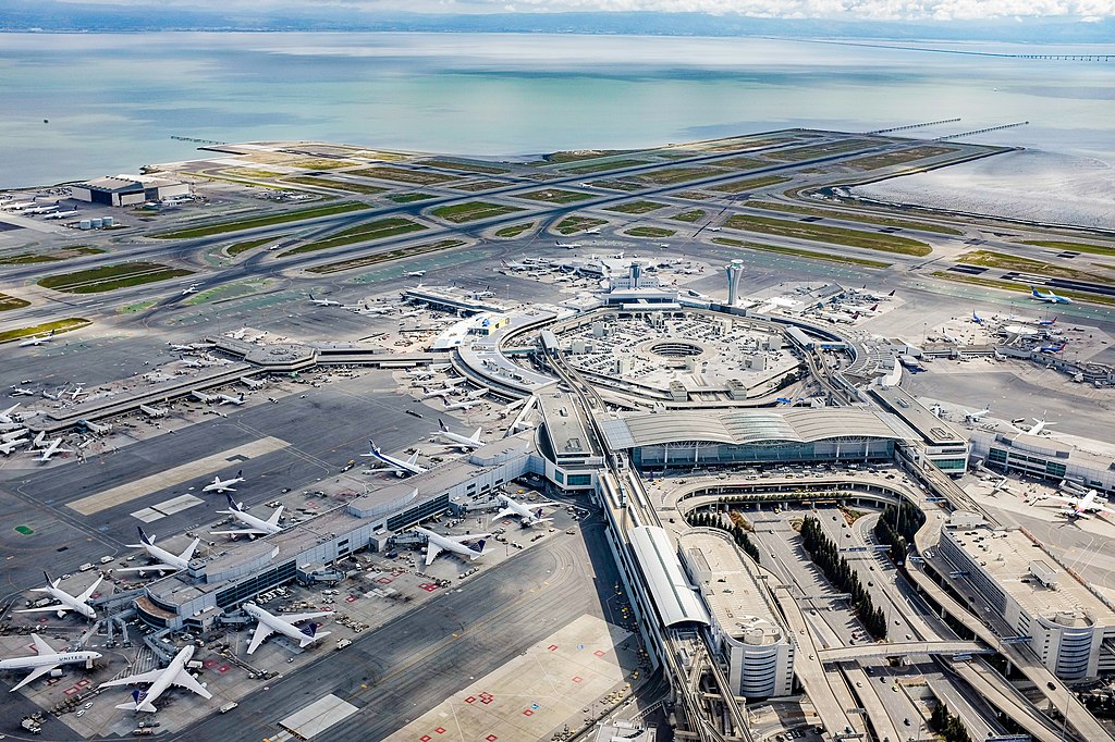 1024px-San_Francisco_International_Airport_-_aerial_photo