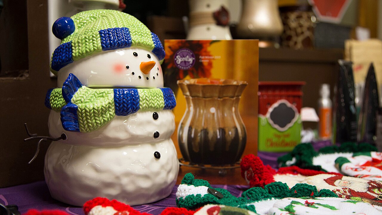 Novelty Cookie Jars With Character