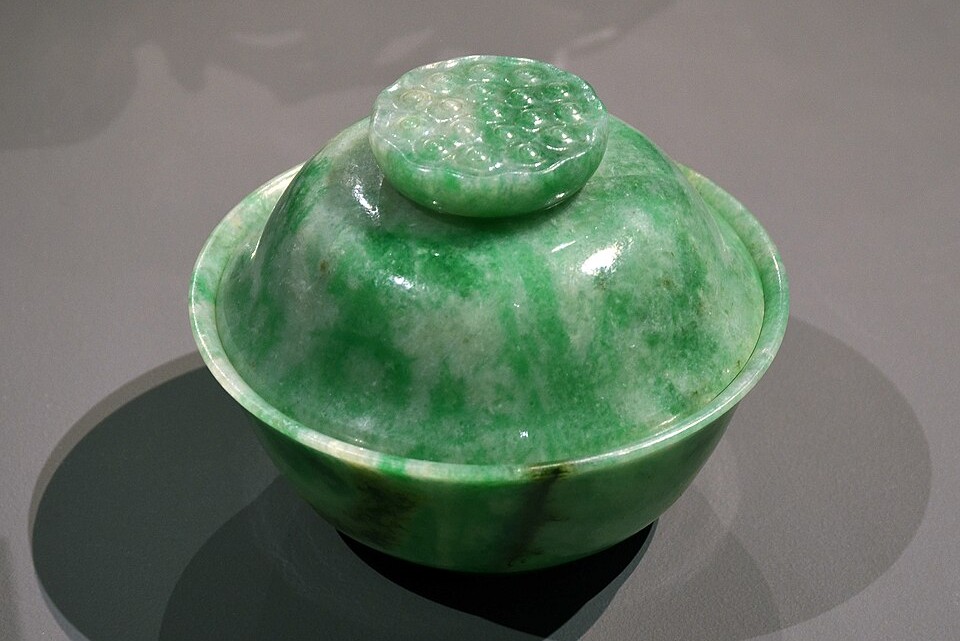 Jadeite Mixing Bowls And Dinnerware